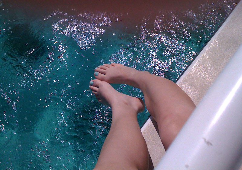 Ocean toes
